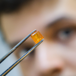 Pesquisador descobre em minerais característica que pode influenciar novas tecnologias