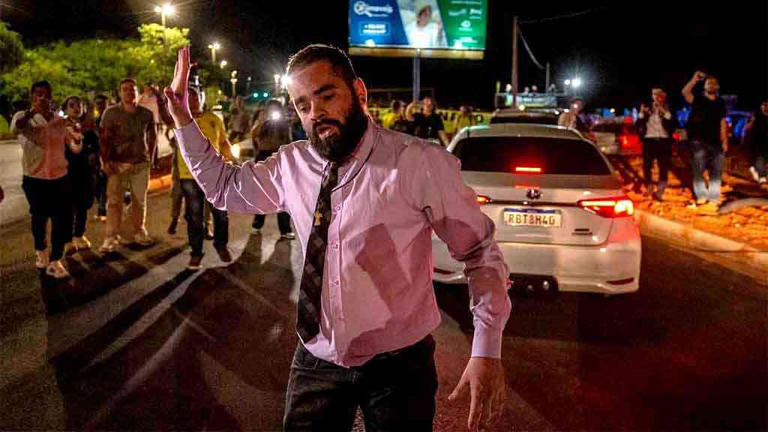 Bolsonaristas raivosos espancam pastor evangélico em roda de orações