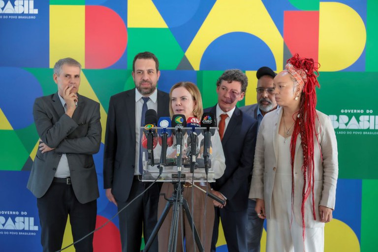 Governo reforça posicionamento em torno do fim da escala 6×1