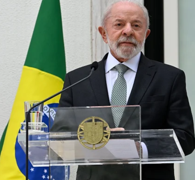 O presidente Luiz Inácio Lula da Silva (PT) ampliou sua vantagem sobre o senador Flávio Bolsonaro (PL) no primeiro turno da corrida presidencial de 2026 Tânia Rêgo/Agência Brasil